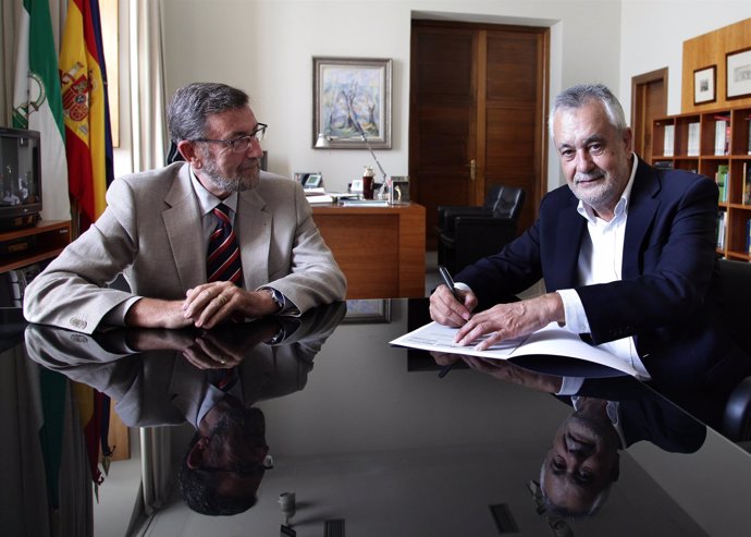José Antonio Griñán firma este lunes su renuncia al acta de diputado
