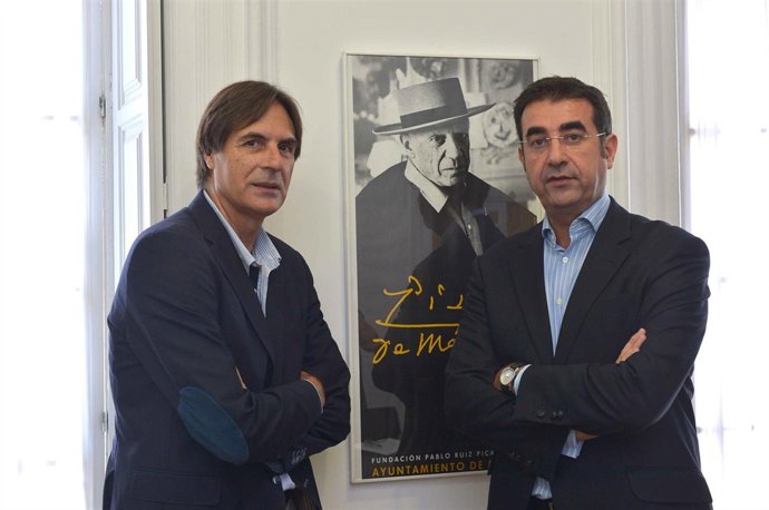 Damián Caneda y el director CAsa Natal Picasso, José María Luna