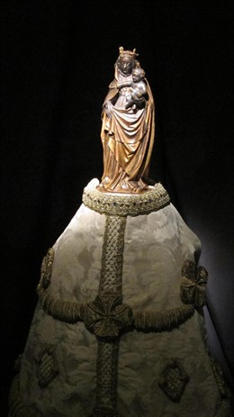 Réplica de la Virgen del Pilar, en la muestra 'Speculum. María, espejo de la fe'