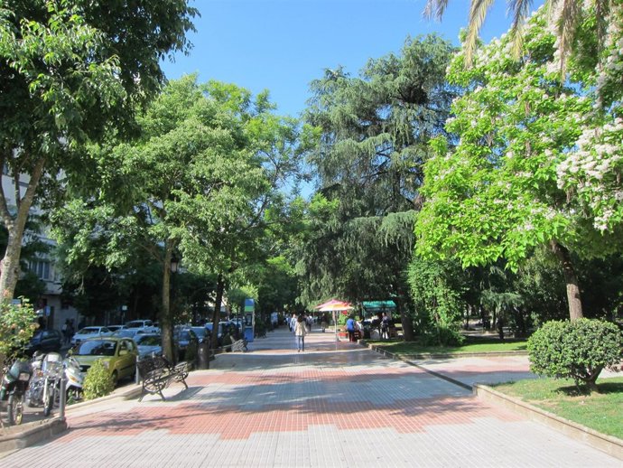 Paseo De Cánovas De Cáceres
