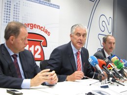 Artajo, Suárez y Clavero en presentación de datos del 112 del primer semestre