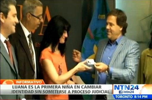 Luana, niña transexual 6 años recibe cambio identidad sin proceso judicial