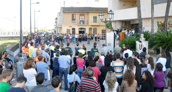 Cinco minutos de silencio en Paiporta