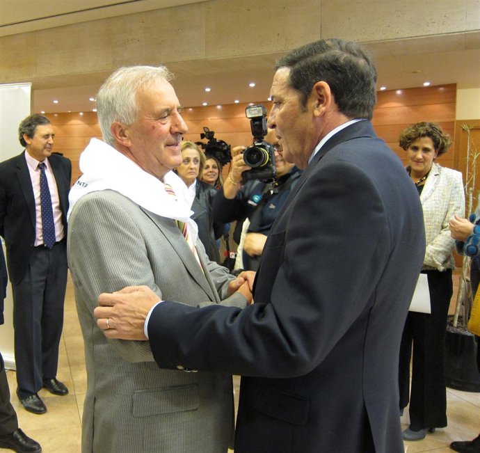 Corrales (i) y Sáez Aguado (d)