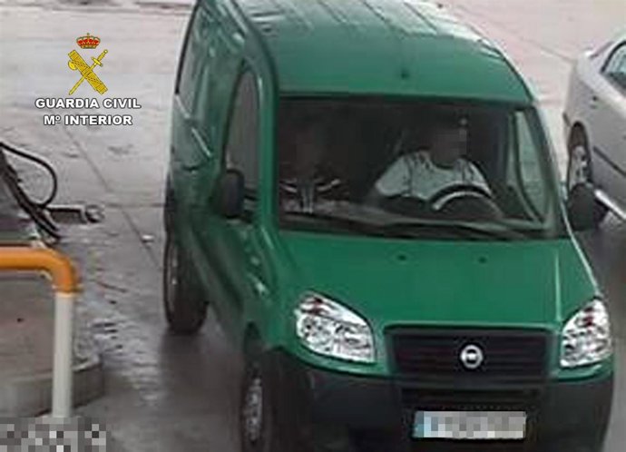 La Guardia Civil detiene a una persona dedicada a estafar en gasolineras