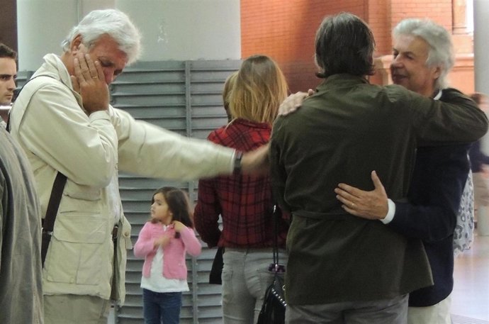 Conmocionados, la familia de Maria de Villota viaja a Sevilla
