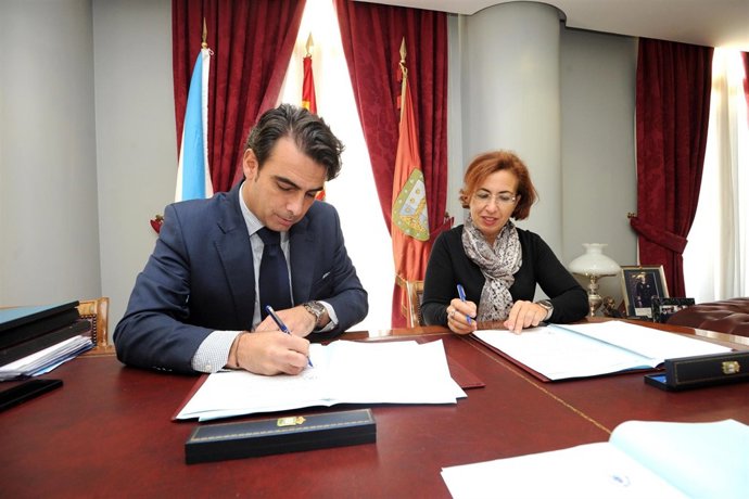 Firma convenio Diputación A Coruña y DGT