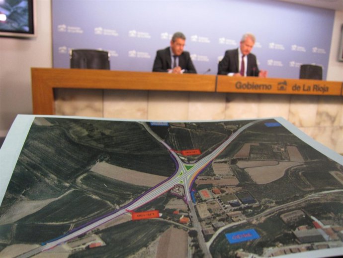 Proyecto Arenzana de Abajo explicación en Consejo de Gobierno