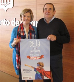 Corres y Carreras, con el cartel de la campaña