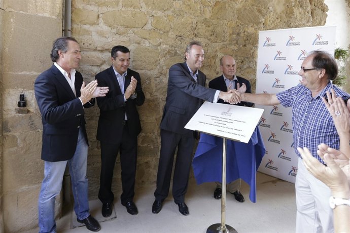 Fabra en su visita a Tabarca