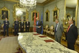 Un momento del acto de la firma del convenio.                  