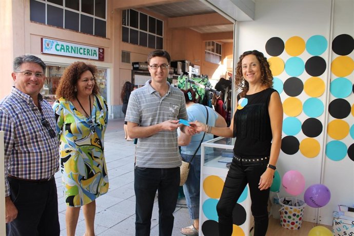 Anastasio Bastida en feria outlet