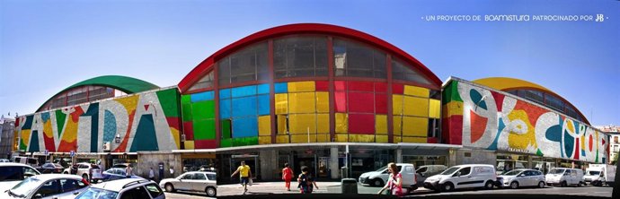 Frontal del mercado de la Cebada