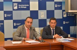 Los concejales del Ayuntamiento de Málaga Mario Cortés y Francisco Pomares