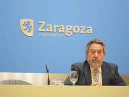 El alcalde de Zaragoza, Juan Alberto Belloch,