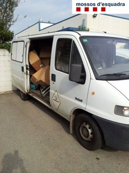 La furgoneta confiscada por los Mossos en Girona