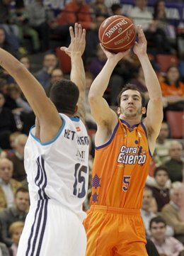 Pau Ribas 5 Valencia Basket Club
