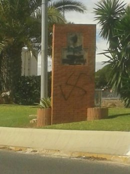 Pintada neonazi en málaga