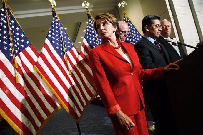 La líder de la minoría de la Cámara de Representantes estadounidense, Nancy Pelo