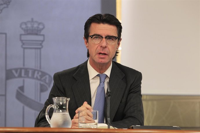 José Manuel Soria (Industria) tras el Consejo de Ministros