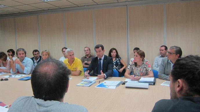 Campany  en rueda de prensa sobre el Incendio