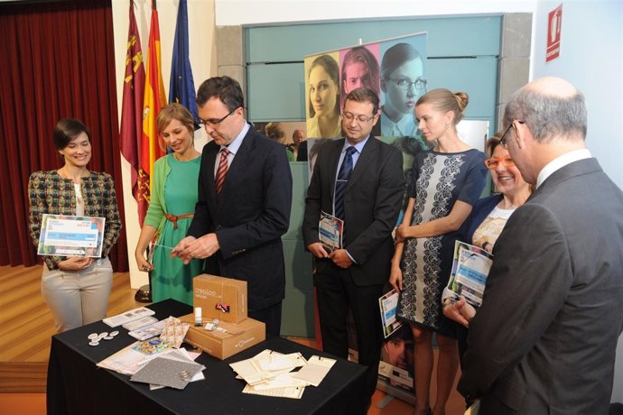 Entrega premio 'Emprendedor del mes' tercer trimestre