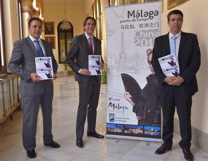 Hernández, Caneda y Jiménez (Veturis) informan sobre viaje a china de turismo má