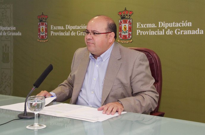 Diputación pide al PSOE que aclare su posición en la gestión de residuos