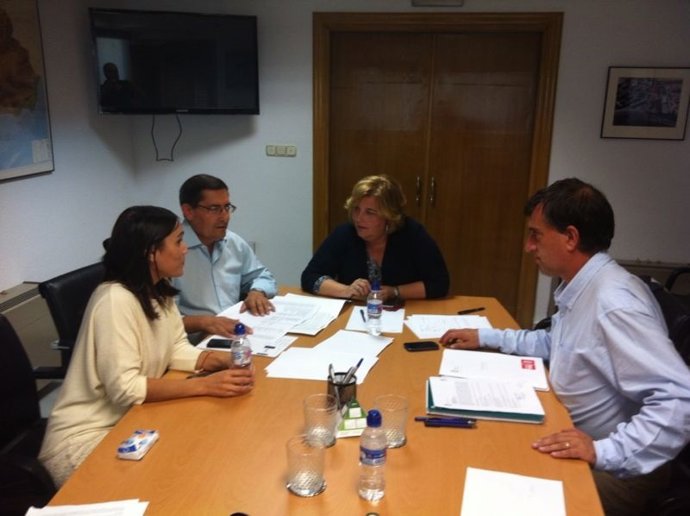 Diputados del PSOE encerrados en Visogsa