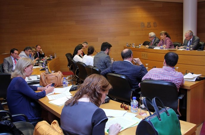 Comisión de Economía, Presupuestos y Hacienda de las Corts.