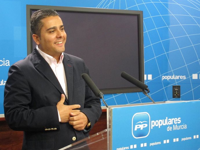 El secretario ejecutivo de Agricultura, Agua y Medio Ambiente del PP regional