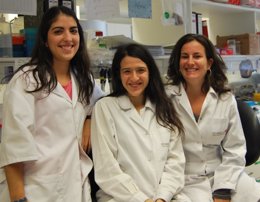 Las investigadoras Adriana Soler, Helena Serra y Mariona Graupera