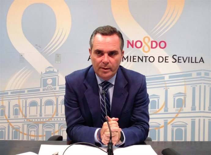 El portavoz del Grupo municipal del PP de Sevilla, Juan Bueno
