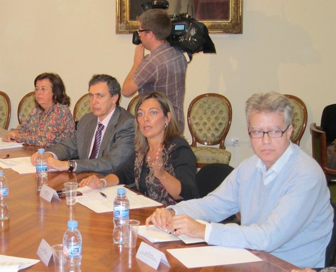 Milagros Marcos preside la reunión con los magistrados