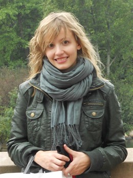 Carmen Lozano recibe el premio Juan Abelló