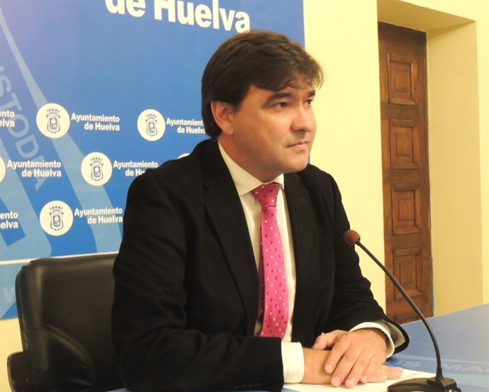 El portavoz del grupo municipal socialista en el Ayto de Huelva, Gabriel Cruz. 