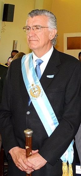 El gobernador de San Juan, José Luis Guioja