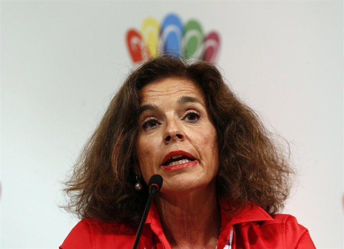 La alcaldesa de Madrid, Ana Botella, durante una conferencia de prensa en Buenos