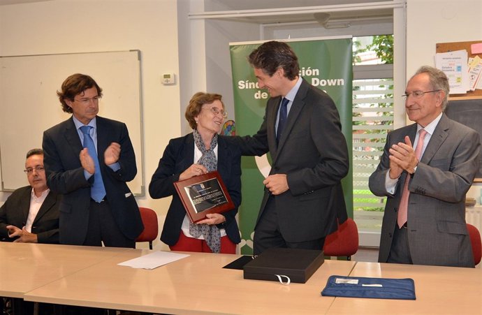 Íñigo de la Serna visita la Fundación Síndrome de Down