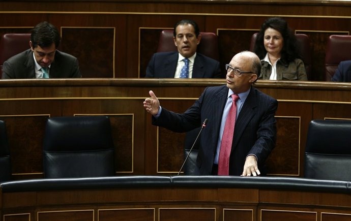 Ministro de Hacienda, Cristóbal Montoro, en el Congreso