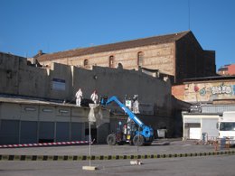 Retirada de amianto del antiguo emplazamiento de los Encants de Barcelona