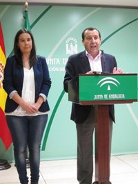 Junta dice que la reforma local abre la puerta a la exclusión social y es "un ataque frontal" al municipalismo