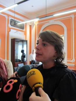 La consejera de Fomento y Vivienda, Elena Cortés
