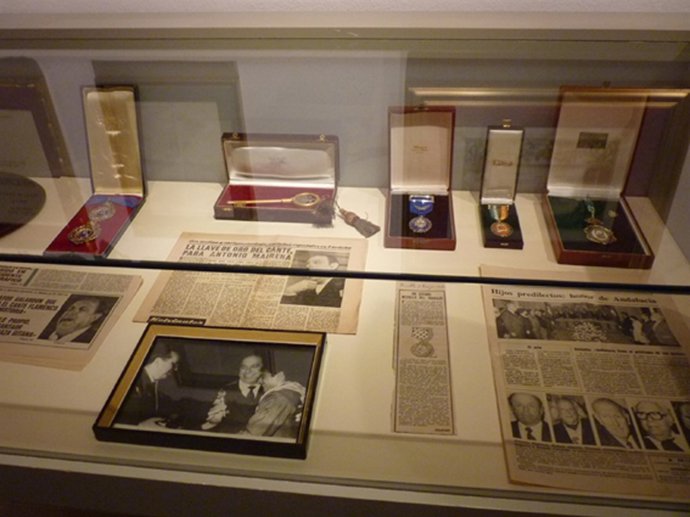 Exposición de Antonio Mairena