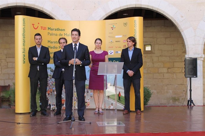 Fernando Gilet en presentación TUI Marathon