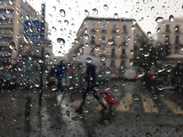 Lluvia, paraguas, mal tiempo
