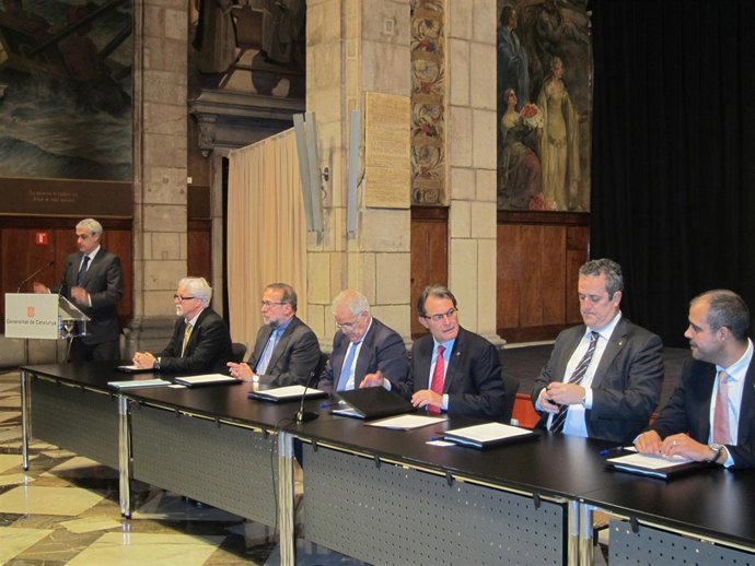 El pte.A.Mas preside firma de un convenio contra el tráfico de personas