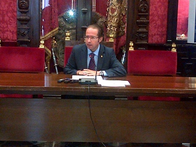 El concejal de Economía en el Ayuntamiento de Granada, Francisco Ledesma.