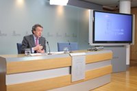 La Junta cree que la apertura de 16 festivos es "un buen acuerdo" ante "cierta tensión" entre las partes