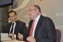 El consejero de Hacienda y el director general de Fundción Pública. 